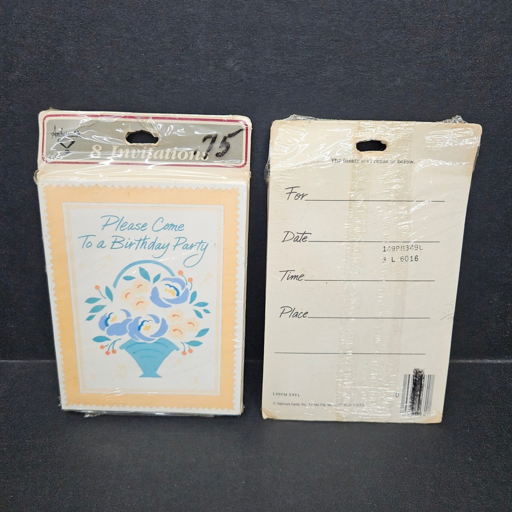 Ambassador Birthday Party Invitations Blue Floral Basket 16 Count Vintage Packs